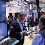 Read more about the article Earnings wave checks trade and shutdown hopes