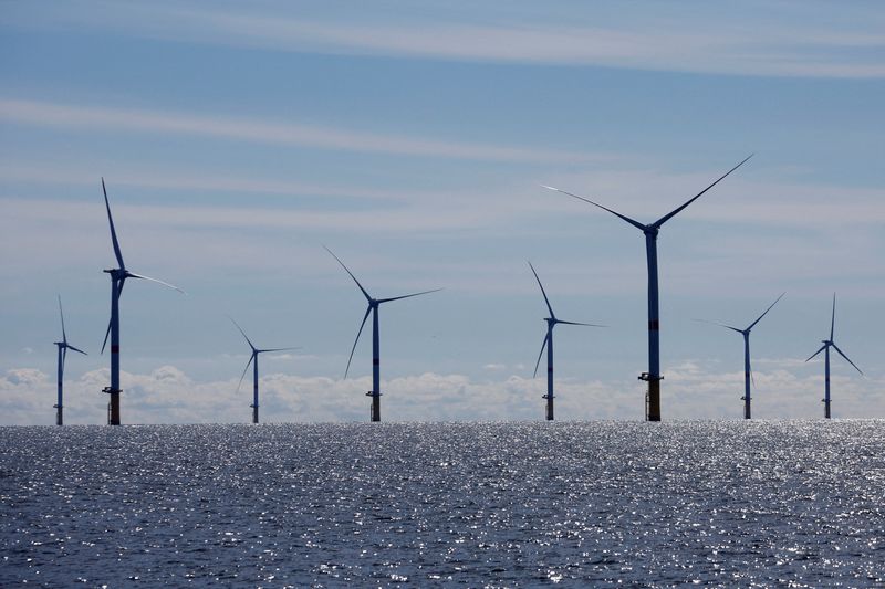You are currently viewing RFK Jr. directs CDC to study alleged harms of offshore wind farms, Bloomberg News reports