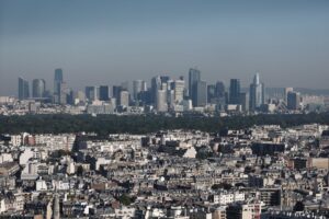 Read more about the article French economy grows 0.5% in third quarter, faster than expected