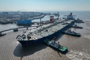 Read more about the article Analysis-China accelerates oil reserve site build amid stockpiling drive
