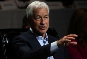 Read more about the article JPMorgan CEO Dimon warns of US stock market correction risk, BBC reports