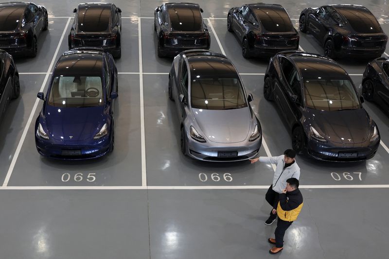You are currently viewing Tesla's September China-made EV sales rise 2.8% year on year