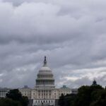 Read more about the article US government shutdown threatens home sales in flood-prone areas, report says