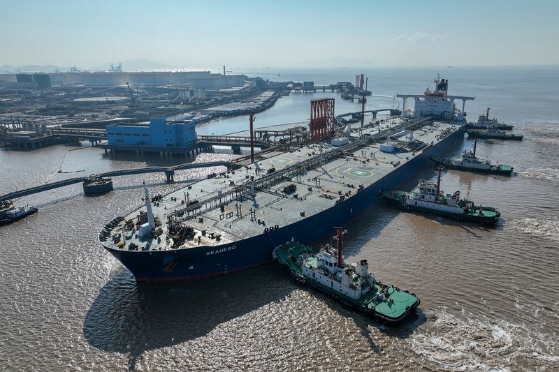 You are currently viewing Supertanker freight rates up sharply as US-China trade war envelops ports