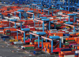 Read more about the article German Exports Unexpectedly Fell in August as Uncertainty Weighed