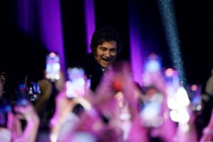 Read more about the article The poor suburbs that ring Argentina’s capital long powered the leftist Peronist movement. On Sunday, they made a historic shift that propelled President Milei’s party to a surprise victory.