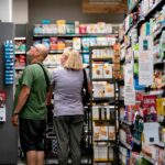 Read more about the article Consumer Sentiment Drops in October Michigan Survey