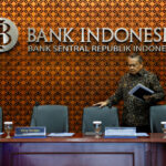 Read more about the article Indonesia’s Central Bank Surprises With Rate Hold