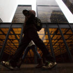 Read more about the article Canada’s Economy On Track for Muted Growth, Avoiding Back-to-Back Quarterly Contractions