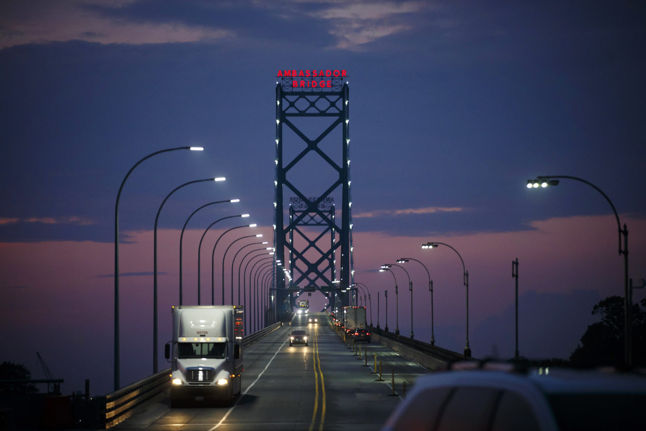 You are currently viewing Canada Goods-Trade Deficit Widens as Exports Retreat
