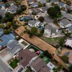 Read more about the article More home-purchase agreements are being scrapped around the country, reflecting a growing standoff between buyers and sellers in a largely stalled housing market