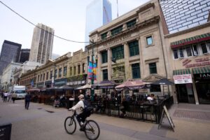 Read more about the article More than 60,000 jobs were created in Canada last month, topping economists’ expectations, but signs of job-market softness linger