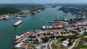 Read more about the article Panama Canal to complete prequalification for port concessions in early 2026
