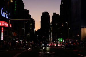 Read more about the article Spain to raise growth forecast to 2.9%, introduce inequality indicator, El Pais says