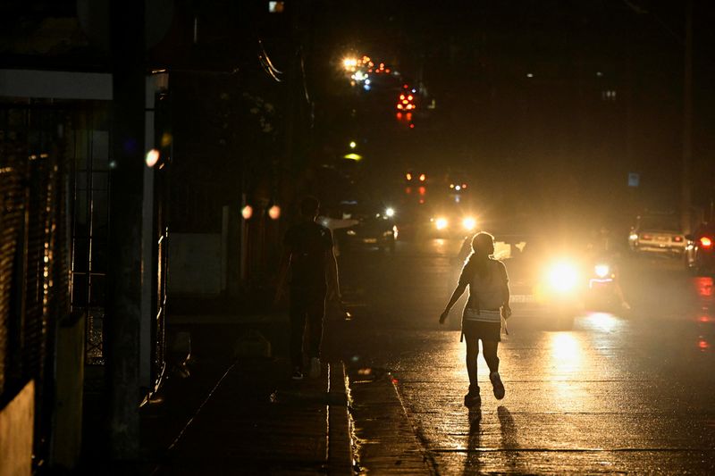 You are currently viewing Cuba struggles to ease power cuts amid reduced fuel supplies from Venezuela, Mexico