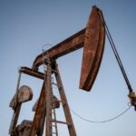 Read more about the article Oil edges up as US peace push may add to oversupply, though stockpile pull lends support