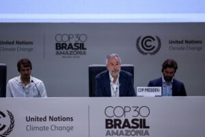 Read more about the article COP30 host urges unity as summit heads for final showdown over fossil fuels
