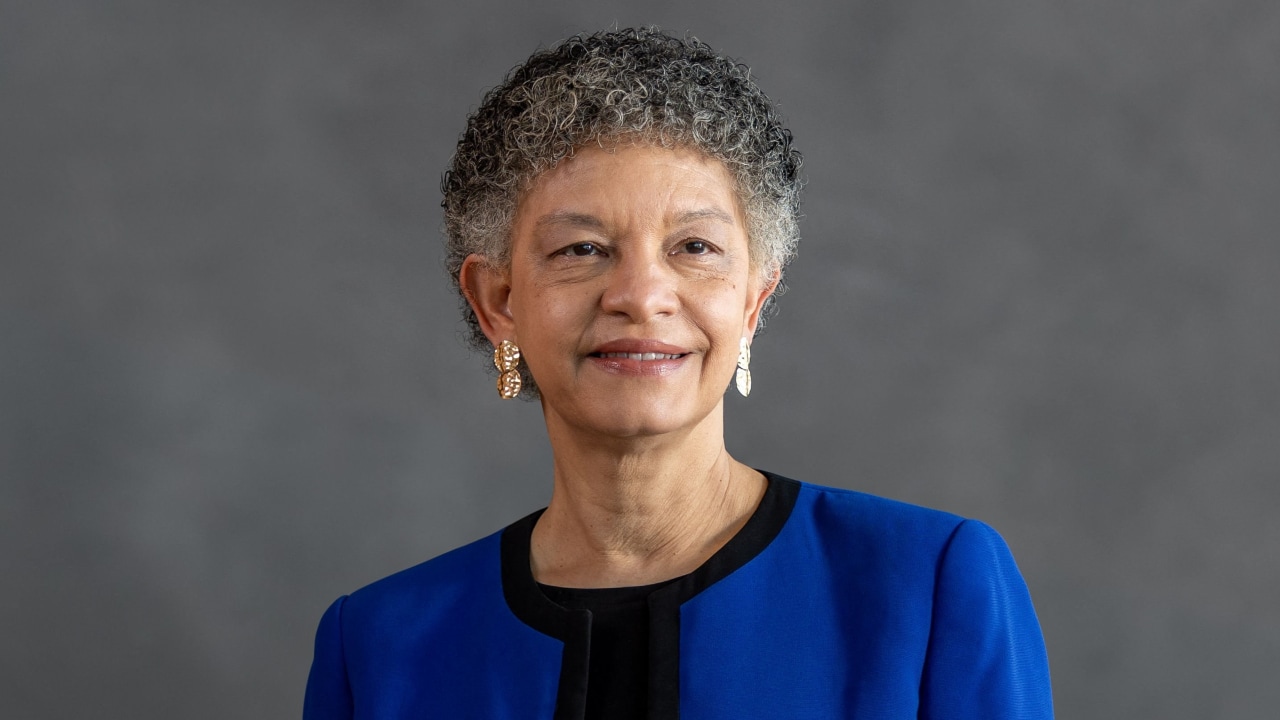 You are currently viewing Fed’s Collins Sees ‘High Bar’ for Further Rate Cuts