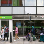 Read more about the article U.K. Unemployment Climbs as Bank of England Mulls December Rate Cut