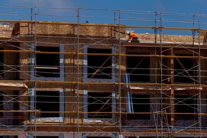 You are currently viewing US homebuilder sentiment inches up to eight-month high December