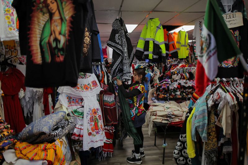 You are currently viewing US core capital goods orders, shipments increase in October