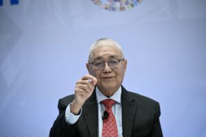 Read more about the article Philippine Central Bank Cuts Rates Again as Headwinds Mount