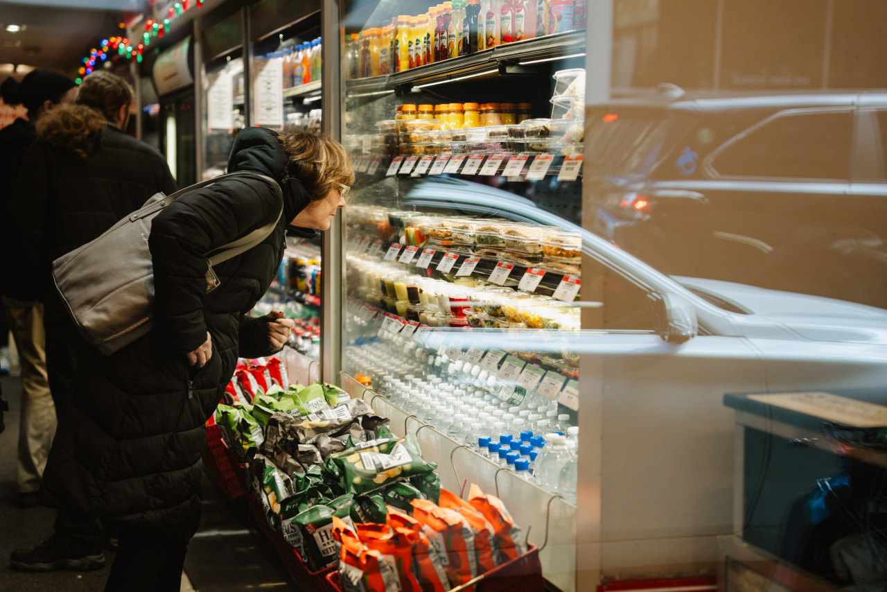 You are currently viewing Consumer prices rose 2.7% in November from a year earlier, slowing from 3% in September.