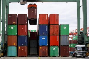 Read more about the article Japan Exports Grow for Third Straight Month