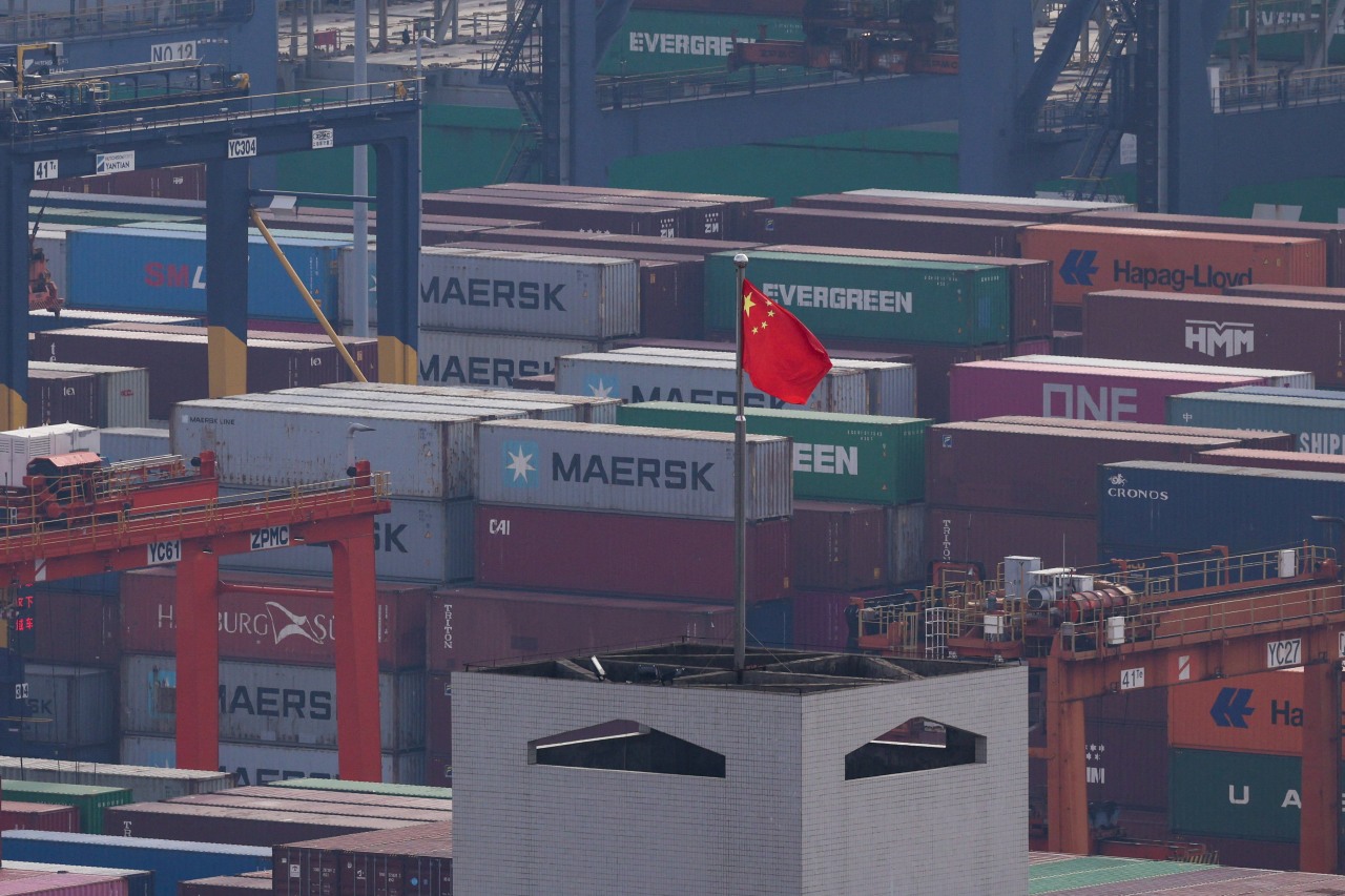 You are currently viewing China’s Exports Rebound in November
