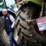 Read more about the article French farmers target food imports as Mercosur protests continue