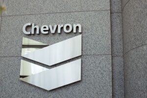 Read more about the article Exclusive-Chevron expected to receive expanded Venezuela license from US this week, sources say