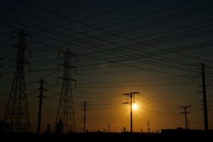 Read more about the article White House seeks emergency power auction for largest US electric grid