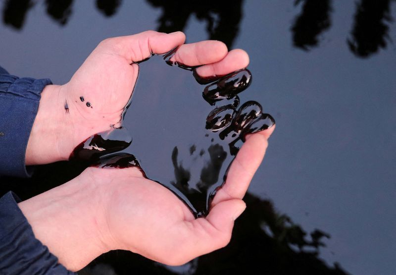 You are currently viewing Exclusive-Kazakhstan’s Tengiz oilfield to stay shut for another 7-10 days, sources say