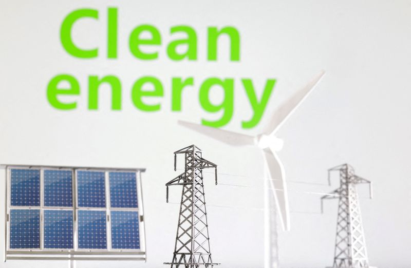 You are currently viewing US cutting or revising nearly $84 billion in energy loans