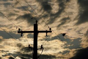 Read more about the article Demand on largest US electric grid forecast close to winter record