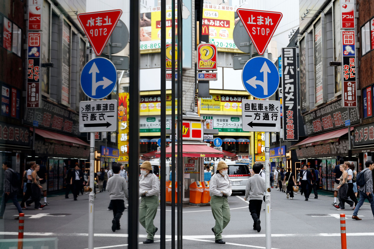 You are currently viewing Rocked by growth-sapping shocks, countries around the world are rolling out large fiscal stimulus packages financed by bumper budget deficits