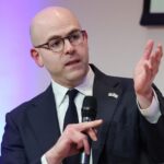 Read more about the article Fed Policymakers Will Find Kevin Warsh Persuasive, Governor Stephen Miran Says