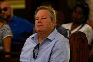 Read more about the article Washington scolds Cuba after crowds heckle US diplomat