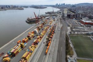 Read more about the article Canada manufacturing PMI expands for the first time in a year