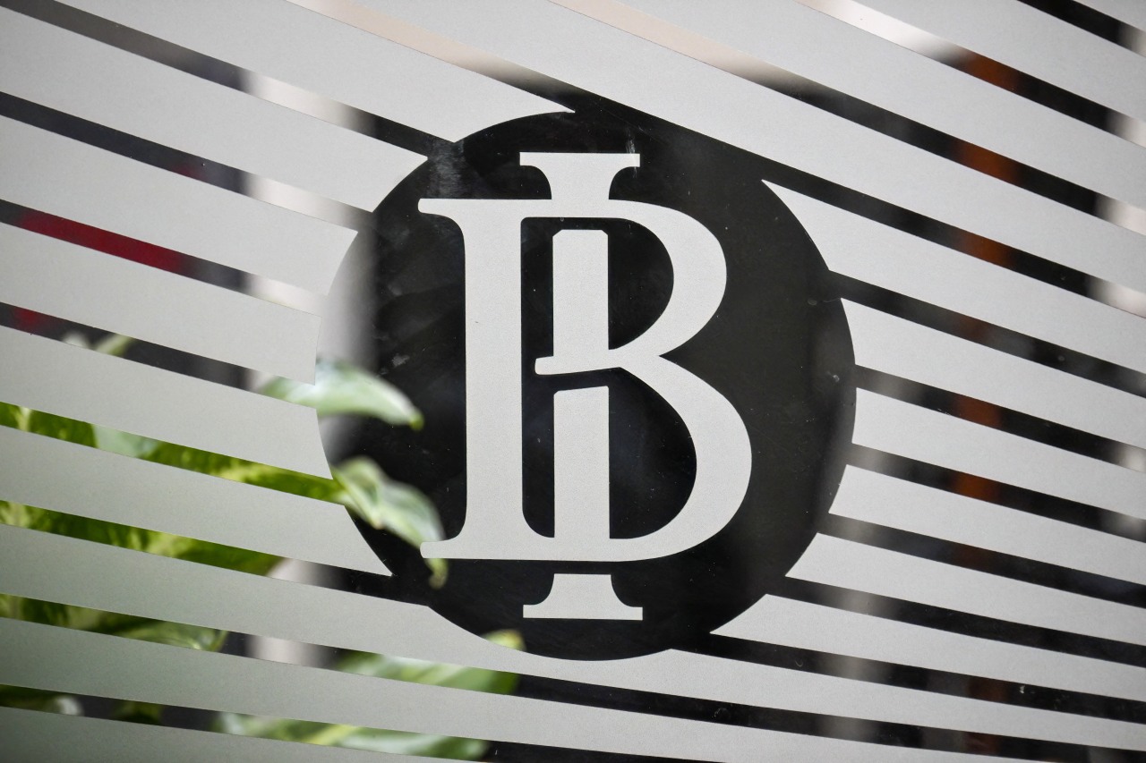 You are currently viewing Indonesia’s Central Bank Holds Rates as Middle East Risks Cloud Outlook