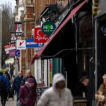 Read more about the article U.K. Consumer Mood Darkens Amid Lingering Cost-Of-Living Squeeze