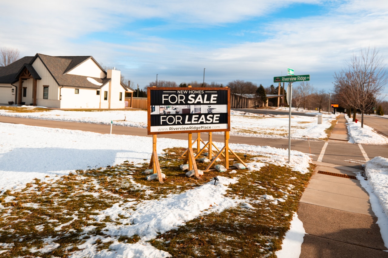 You are currently viewing Home sales fell 8.4% in January, the biggest monthly decline since February 2022