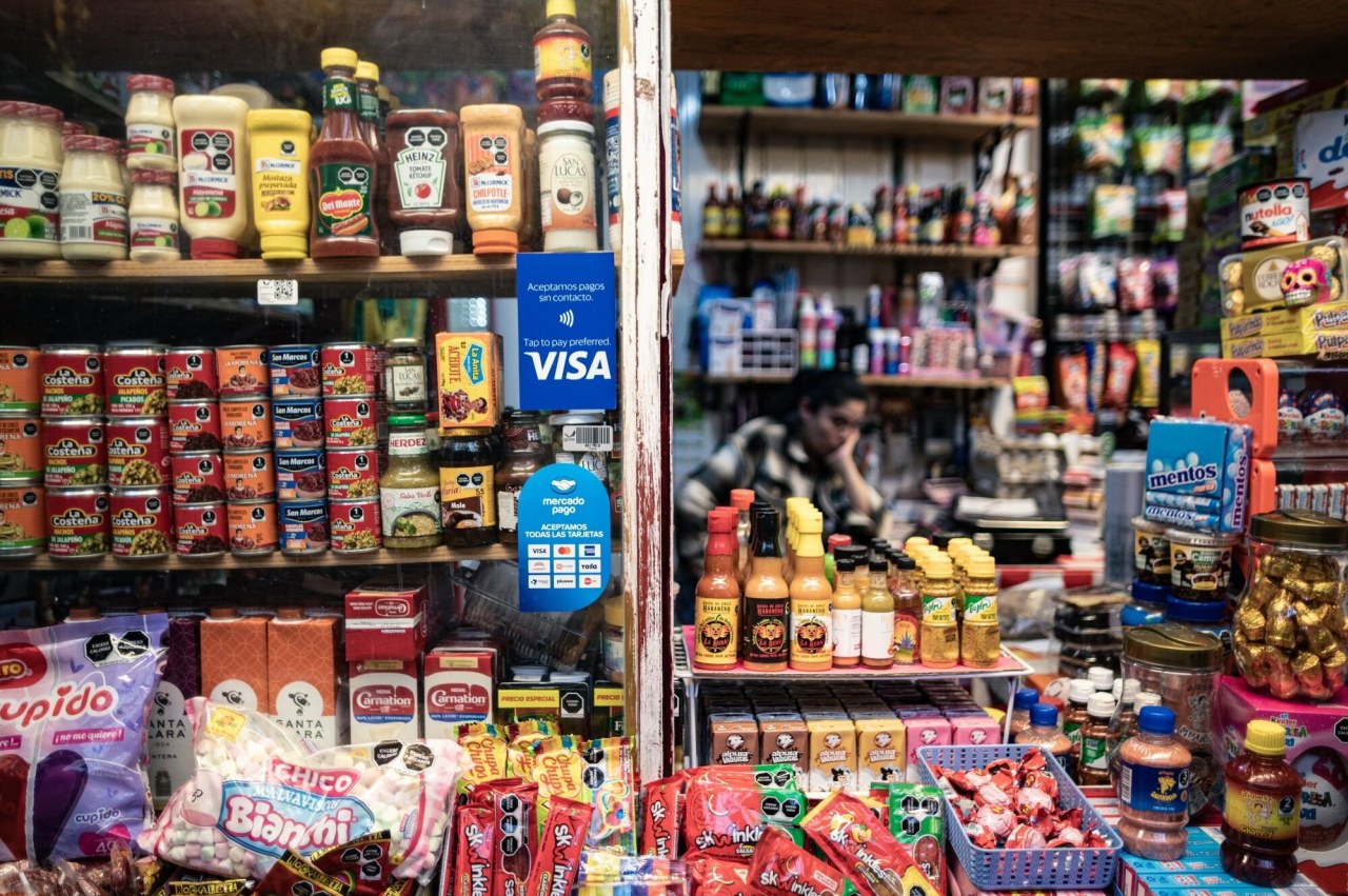 You are currently viewing Bank of Mexico Raises Forecast for 2026 Economic Growth