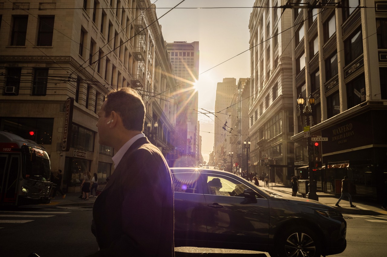 You are currently viewing Neither theory, history or the latest data suggests a recession driven by AI job dislocation is likely, the WSJ’s Greg Ip writes