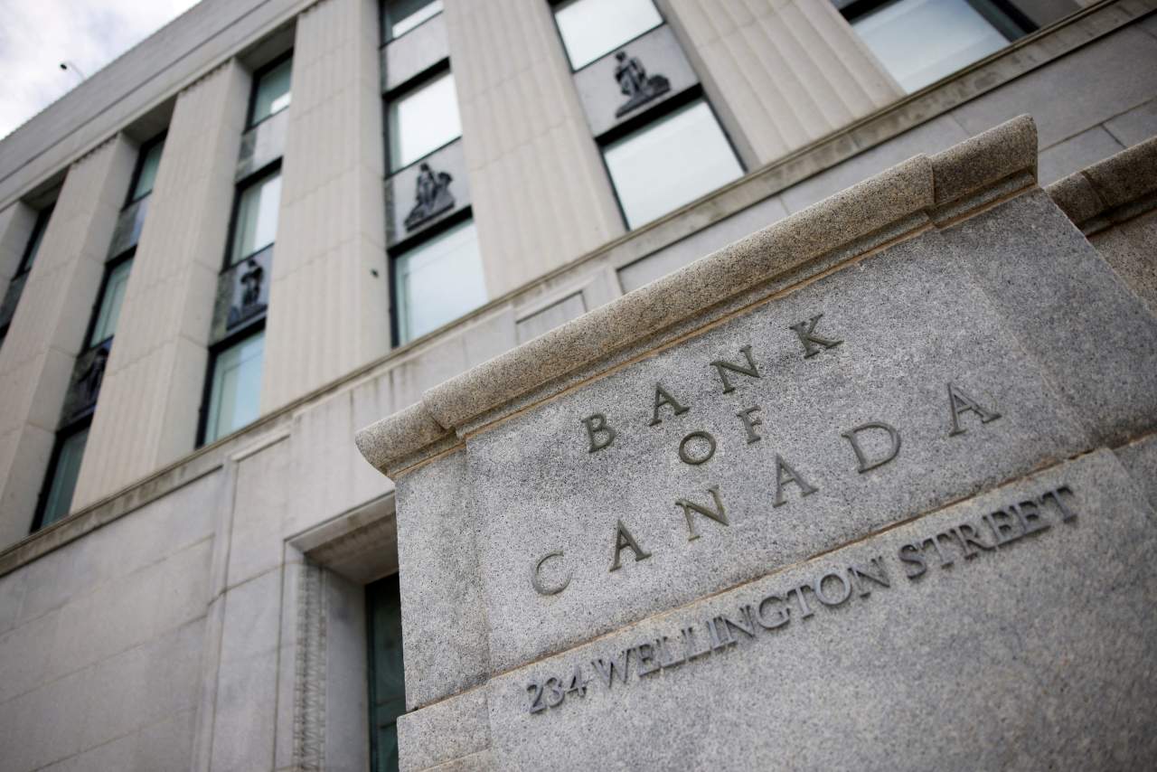 You are currently viewing Trump-Led Trade Deal Review Poses ‘Important Risk’ to Outlook, Bank of Canada Minutes Say