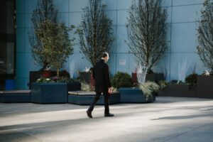 Read more about the article The U.S. job market is off to a rough start in the new year, with companies announcing more layoff