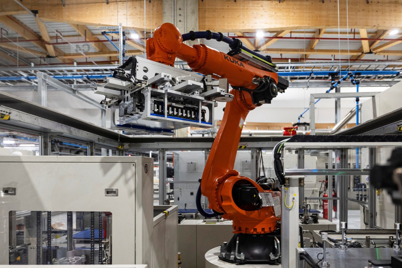 You are currently viewing Eurozone Industrial Production Retreats at Start of 2026