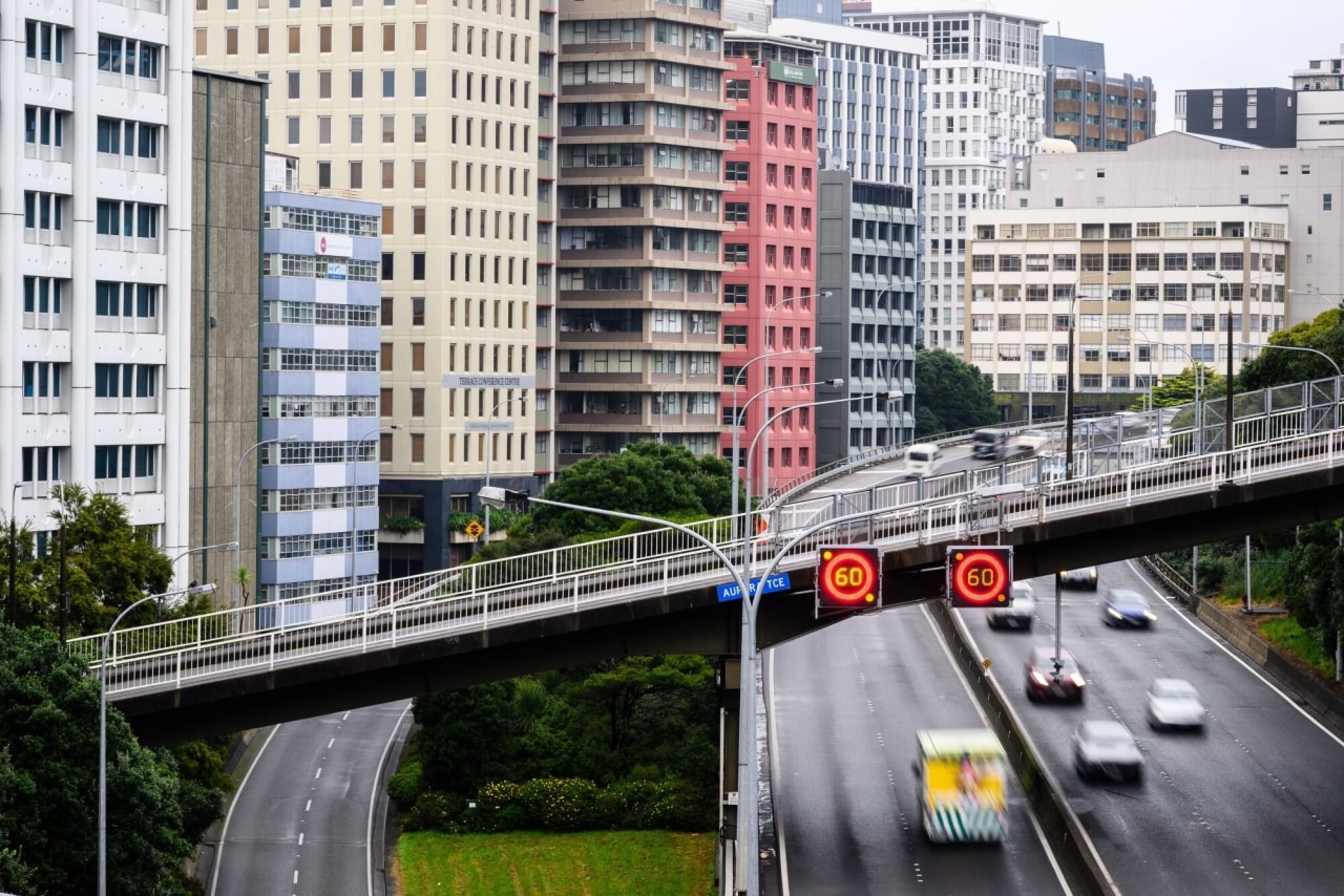 You are currently viewing New Zealand’s Economic Recovery Falters as Fresh Threats Emerge