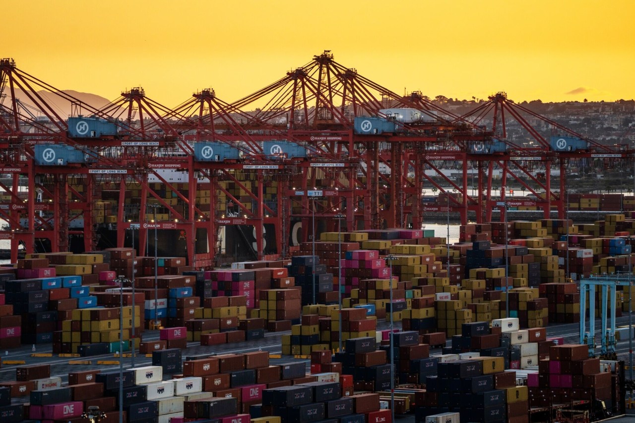 You are currently viewing The U.S. trade deficit declined in January, continuing a volatile run as imports and exports react to rapid changes in the Trump administration’s trade policy