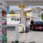 Read more about the article A promise to steady the economy helped President Trump win voters in 2024. The attack on Iran could undermine that support, months before the midterms.